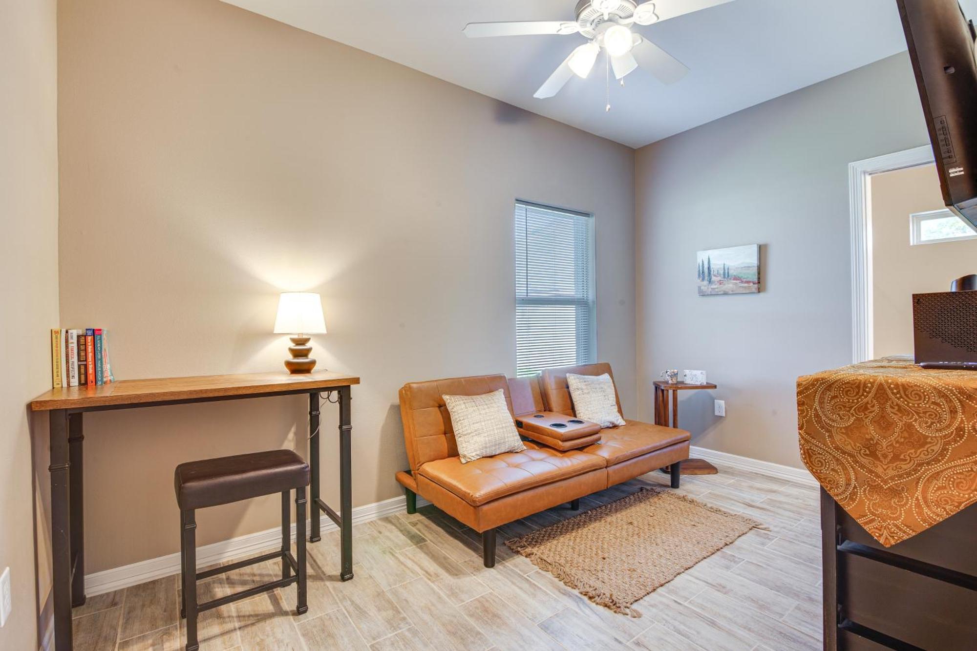 Pet-Friendly Brownsville Apartment With Yard! ภายนอก รูปภาพ