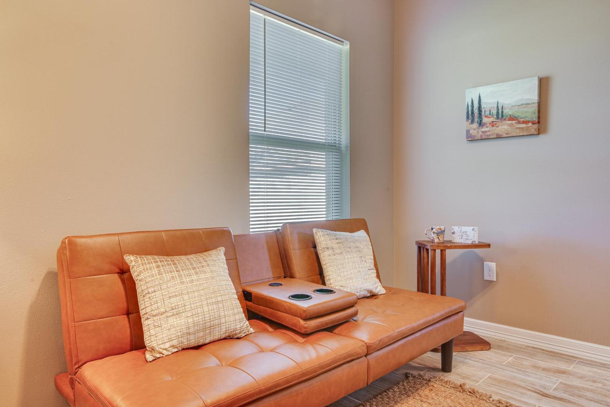 Pet-Friendly Brownsville Apartment With Yard! ภายนอก รูปภาพ